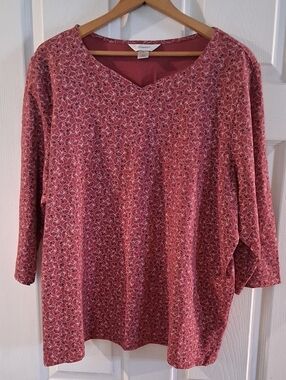 CJ Banks rose pink V-neck long sleeve tunic with micro floral print